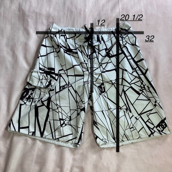🧡2FOR$15 DC Abstract Board Shorts - Picture 8 of 9